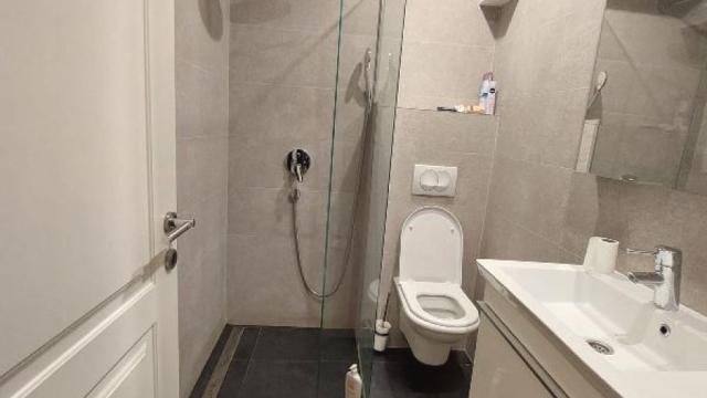Stan, Petosoban, Prodaja, 400m2, Banovo brdo, Čukarica, Zimonjićeva
