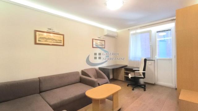 Stan, Trosoban, Prodaja, 65m2, Gundulićev venac, Stari grad, Šantićeva