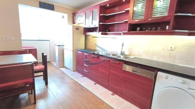 Stan, Trosoban, Prodaja, 65m2, Gundulićev venac, Stari grad, Šantićeva