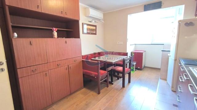 Stan, Trosoban, Prodaja, 65m2, Gundulićev venac, Stari grad, Šantićeva