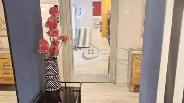 Poslovni prostor, Jednosoban, Izdavanje, 420m2, Trg Nikole Pašića, Stari grad, Dečanska