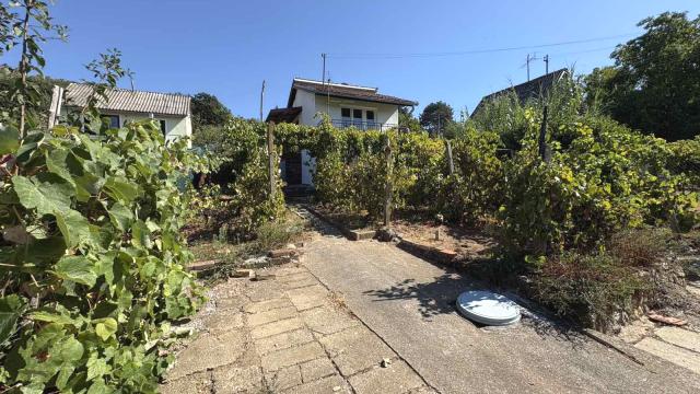 Kuća, Trosoban, Prodaja, 55m2, Ležimir, Okolno mesto, Ležimir