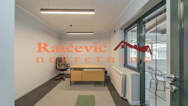 Poslovni prostor, Izdavanje, 152m2, Voždovac, Vojvode Stepe
