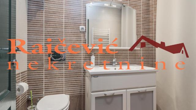 Poslovni prostor, Izdavanje, 152m2, Voždovac, Vojvode Stepe