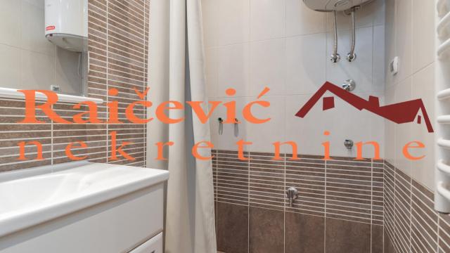 Poslovni prostor, Izdavanje, 152m2, Voždovac, Vojvode Stepe