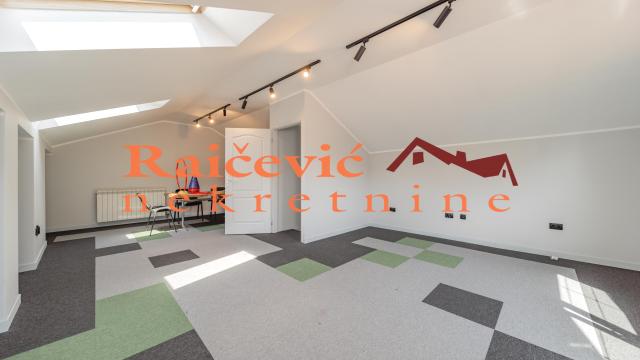 Poslovni prostor, Izdavanje, 152m2, Voždovac, Vojvode Stepe