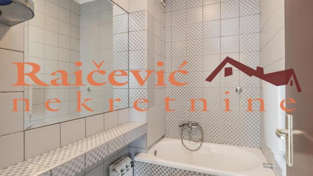 Poslovni prostor, četvorosoban, Izdavanje, 90m2, Lekino brdo, Voždovac, Mijacka