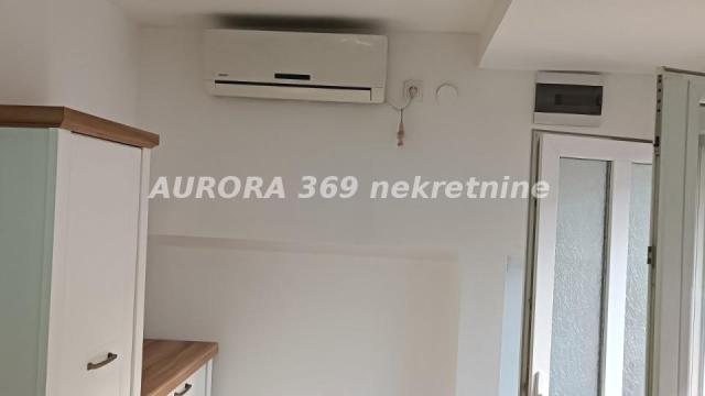 Stan, Garsonjera, Izdavanje, 25m2, Bulevar Oslobodjenja, Novi Sad, Novi Sad