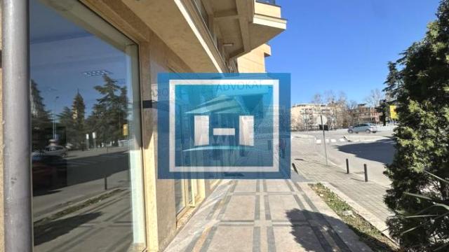 Poslovni prostor, Izdavanje, 85m2, Centar, Gradska lokacija, Paraćin