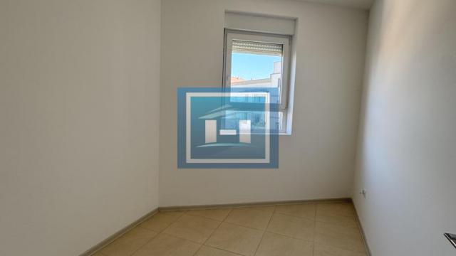 Stan, Trosoban, Prodaja, 70m2, Centar, Gradska lokacija, Ćuprija