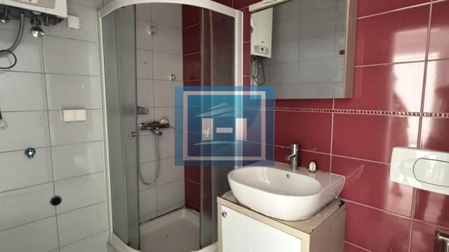 Stan, Trosoban, Prodaja, 70m2, Centar, Gradska lokacija, Ćuprija