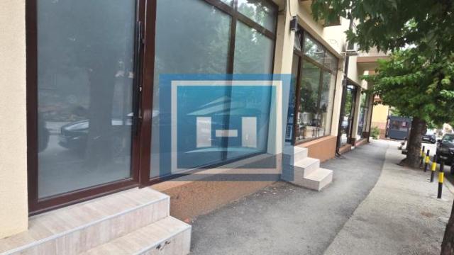 Poslovni prostor, Jednosoban, Prodaja, 28m2, Centar, Gradska lokacija, Vranje