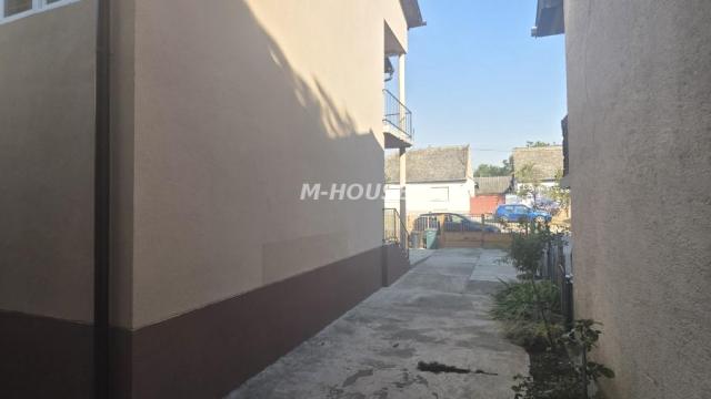 Kuća, Trosoban, Prodaja, 72m2, Širi centar, Gradska lokacija, Apatin