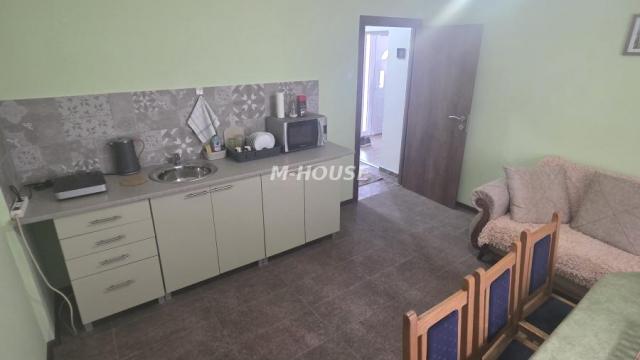 Kuća, Trosoban, Prodaja, 72m2, Širi centar, Gradska lokacija, Apatin