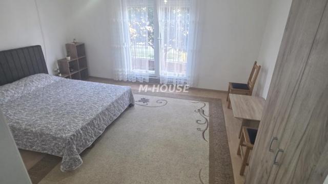 Kuća, Trosoban, Prodaja, 72m2, Širi centar, Gradska lokacija, Apatin