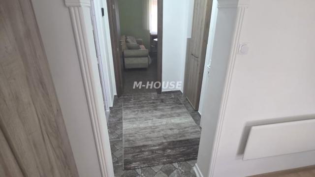 Kuća, Trosoban, Prodaja, 72m2, Širi centar, Gradska lokacija, Apatin