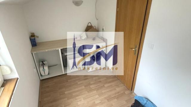 Stan, Prodaja, 105m2, Zemun polje, Zemun, Žike Mesarovića