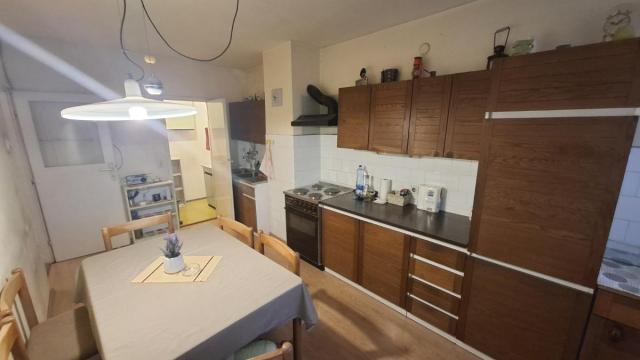 Stan, Dvosoban, Prodaja, 76m2, Blok 21, Novi Beograd, Bulevar Mihajla Pupina