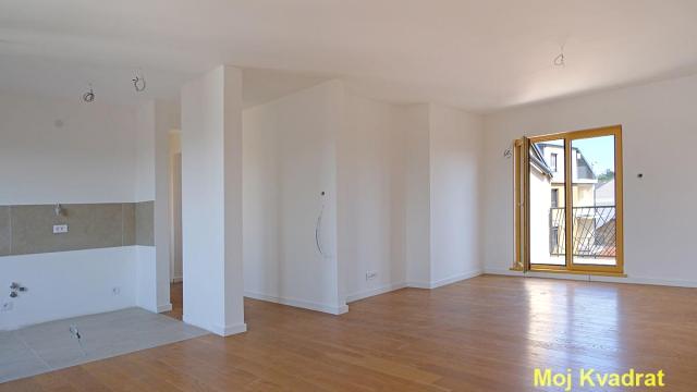 Stan, četvorosoban, Prodaja, 110m2, Čubura, Vračar, Cerska