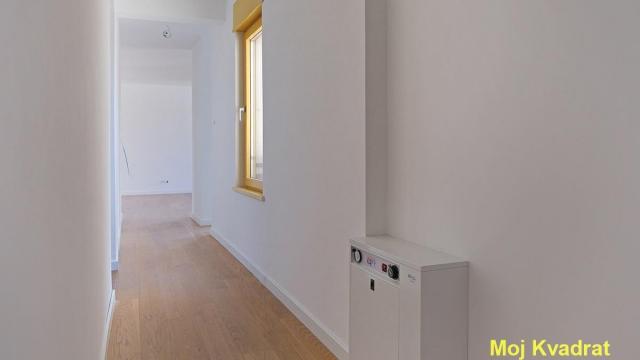 Stan, četvorosoban, Prodaja, 110m2, Čubura, Vračar, Cerska