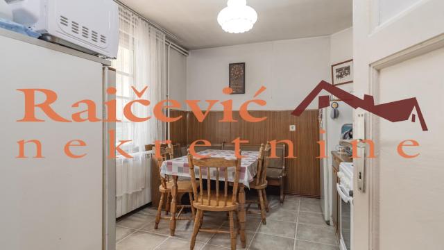 Stan, Trosoban, Prodaja, 90m2, Centar, Stari grad, Strahinjica bana