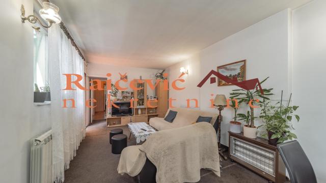 Stan, Trosoban, Prodaja, 90m2, Centar, Stari grad, Strahinjica bana