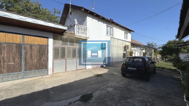 Kuća, Prodaja, 220m2, Moravski Bujmir, Okolno mesto, Aleksinac