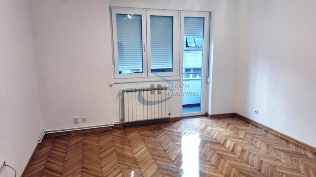 Stan, četvorosoban, Izdavanje, 88m2, Dorćol, Stari grad, Cara Uroša