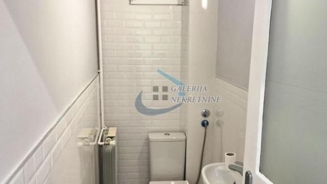 Stan, četvorosoban, Izdavanje, 88m2, Dorćol, Stari grad, Cara Uroša