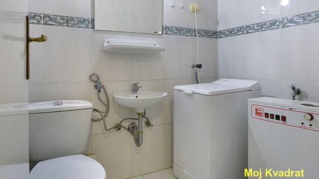 Stan, četvorosoban, Prodaja, 163m2, FON - Bilećka, Voždovac, Bulevar oslobođenja