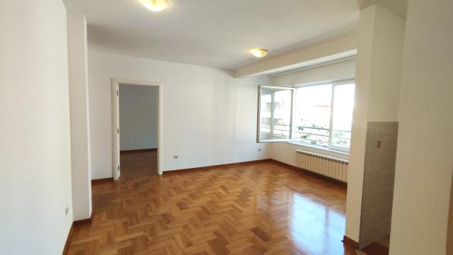 Stan, Trosoban, Prodaja, 65m2, Crveni krst, Vračar, Kajmakcalanska