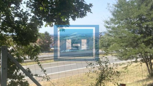 Kuća, četvorosoban, Prodaja, 228m2, Karadjordjevo brdo, Gradska lokacija, Paraćin