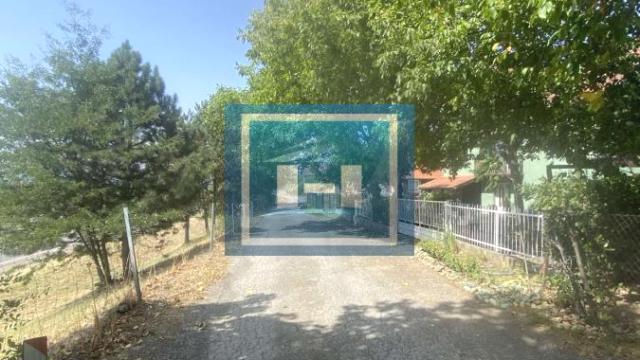 Kuća, četvorosoban, Prodaja, 228m2, Karadjordjevo brdo, Gradska lokacija, Paraćin