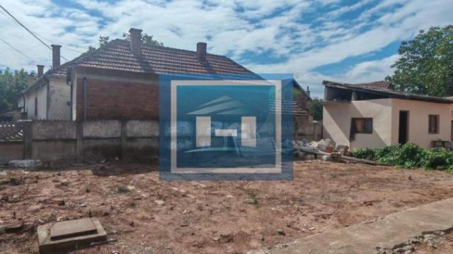 Kuća, Trosoban, Prodaja, 72m2, Žabare, Gradska lokacija, Paraćin