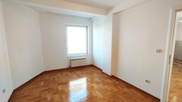 Stan, Trosoban, Prodaja, 65m2, Crveni krst, Vračar, Kajmakcalanska
