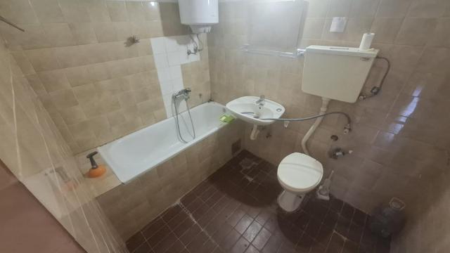 Stan, Jednosoban, Prodaja, 44m2, Golf, Čukarica, Kraljice Katarine