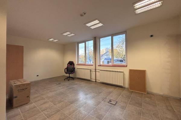 izdavanje, poslovni-prostor,
beograd, 1134687, petosoban-i-veci-ugrinovacka