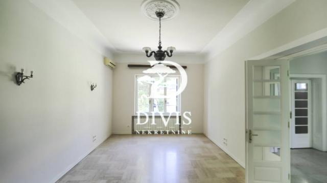 Kuća, Petosoban i veći, Izdavanje, 340m2, Užička