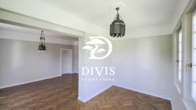 Kuća, Petosoban i veći, Izdavanje, 340m2, Užička