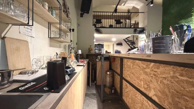Poslovni prostor, Trosoban, Izdavanje, 60m2, Beogradska