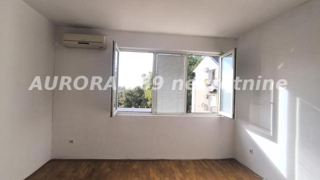 Stan, Dvosoban, Prodaja, 75m2, Hram svetog Save, Vračar, Beograd