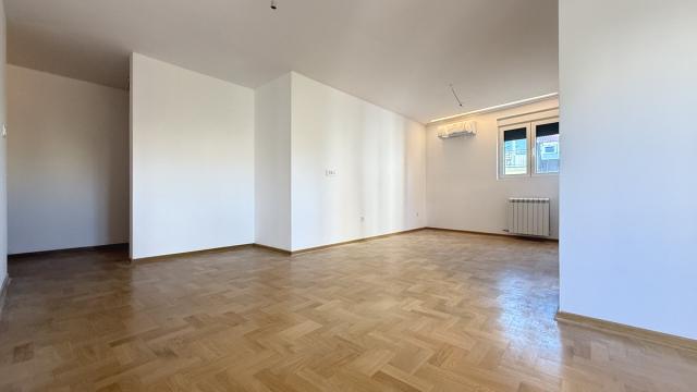 Stan, Trosoban, Prodaja, 65m2, Ruđera Boškovića