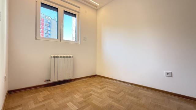 Stan, Trosoban, Prodaja, 65m2, Ruđera Boškovića