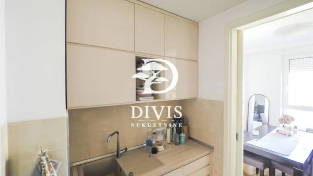 Stan, Dvosoban, Prodaja, 60m2, Bulevar Crvene Armije