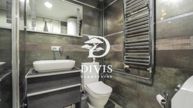 Stan, Dvosoban, Prodaja, 60m2, Bulevar Crvene Armije