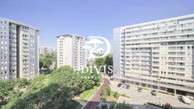Stan, Dvosoban, Prodaja, 60m2, Bulevar Crvene Armije