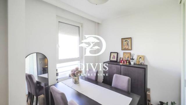 Stan, Dvosoban, Prodaja, 60m2, Bulevar Crvene Armije