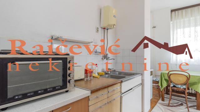 Stan, Trosoban, Prodaja, 72m2, Crveni krst, Vračar, Vojislava Ilica