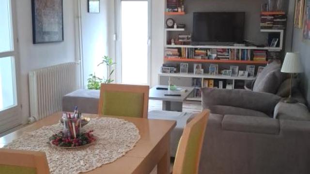 Stan, Dvosoban, Prodaja, 65m2, Blok 70 (kineski tržni centar), Novi Beograd, Jurija Gagarina