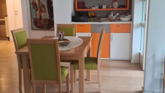 Stan, Dvosoban, Prodaja, 65m2, Blok 70 (kineski tržni centar), Novi Beograd, Jurija Gagarina